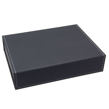 Edle Präsentbox, Geschenkverpackung in schwarz zur Aufbewahrung von Schmuckstücken oder zur Präsenta